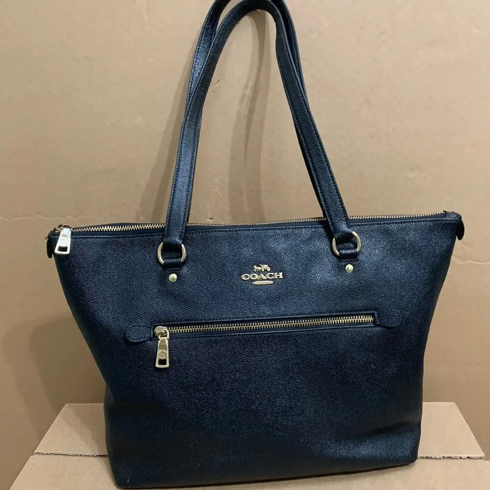 COACH Large Black Crossgrain Leather GALLERY Tote Shoulder Tote F79608